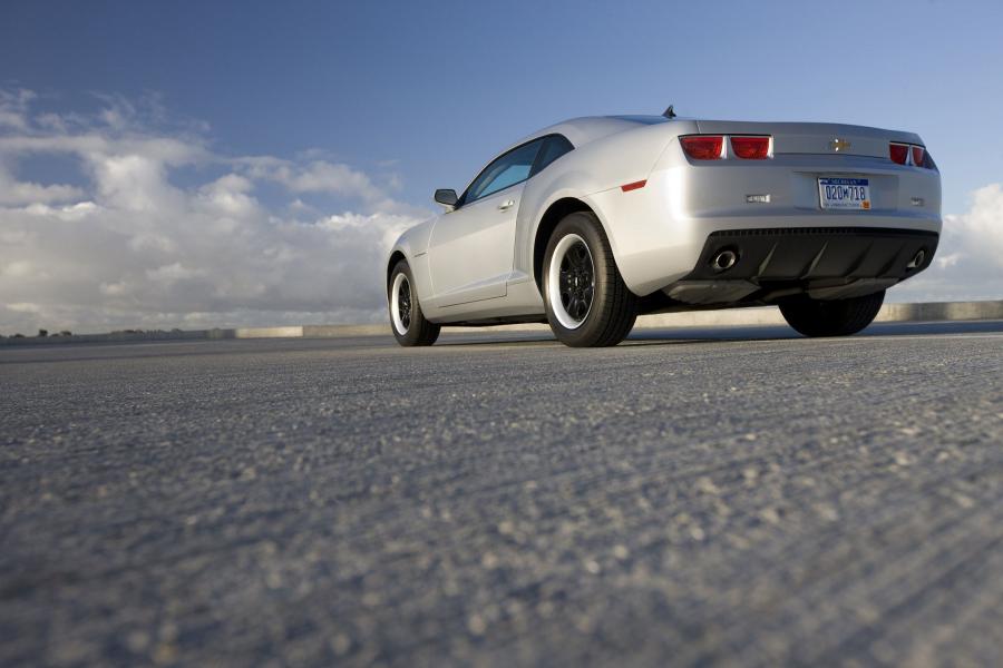  Chevrolet Camaro 2011 года  (фото 7 из 14)